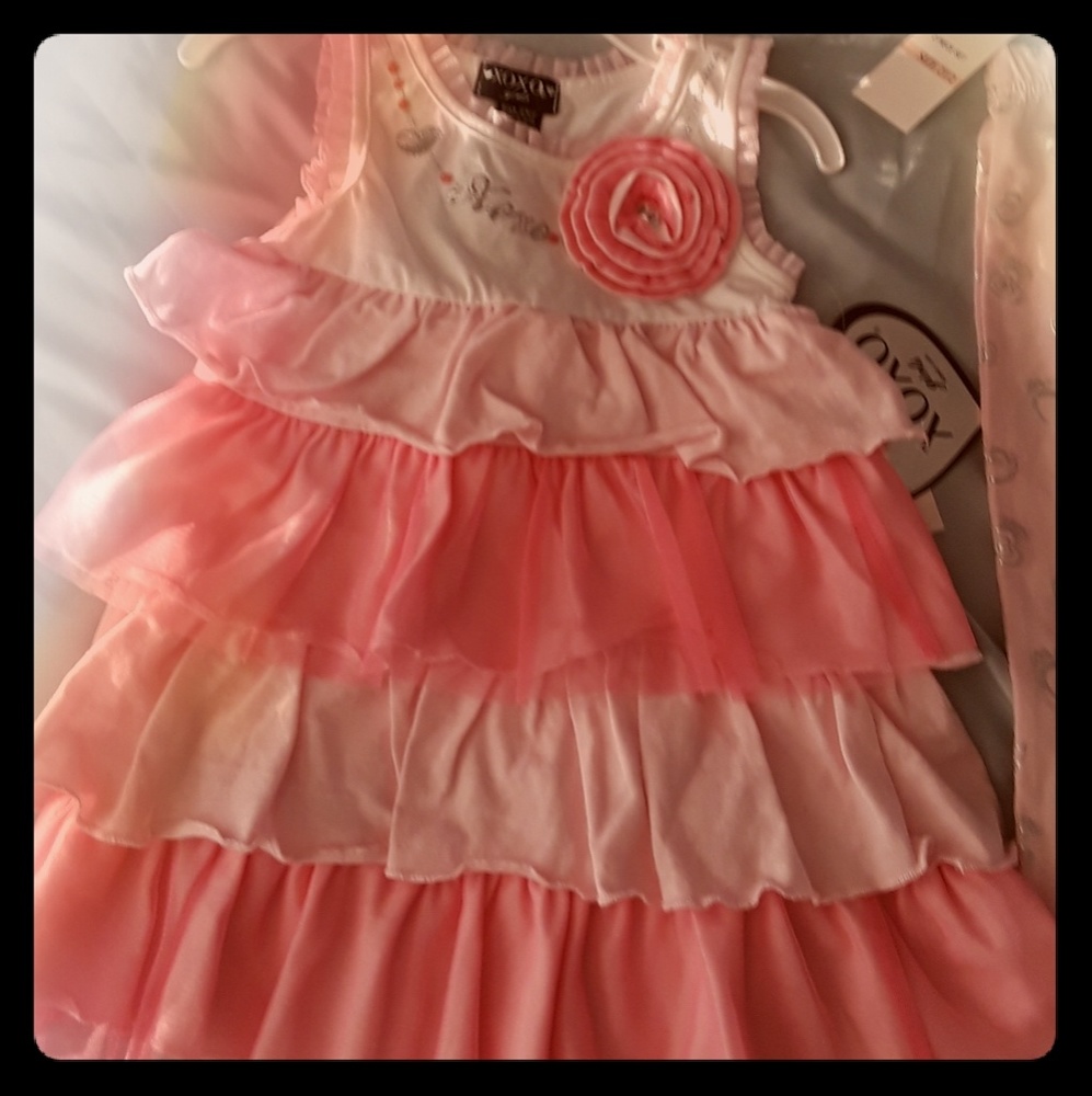 Girls size 2t cute leggings and blouse/tanktop